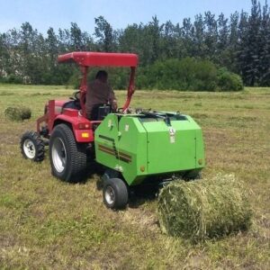 Hay and straw baler